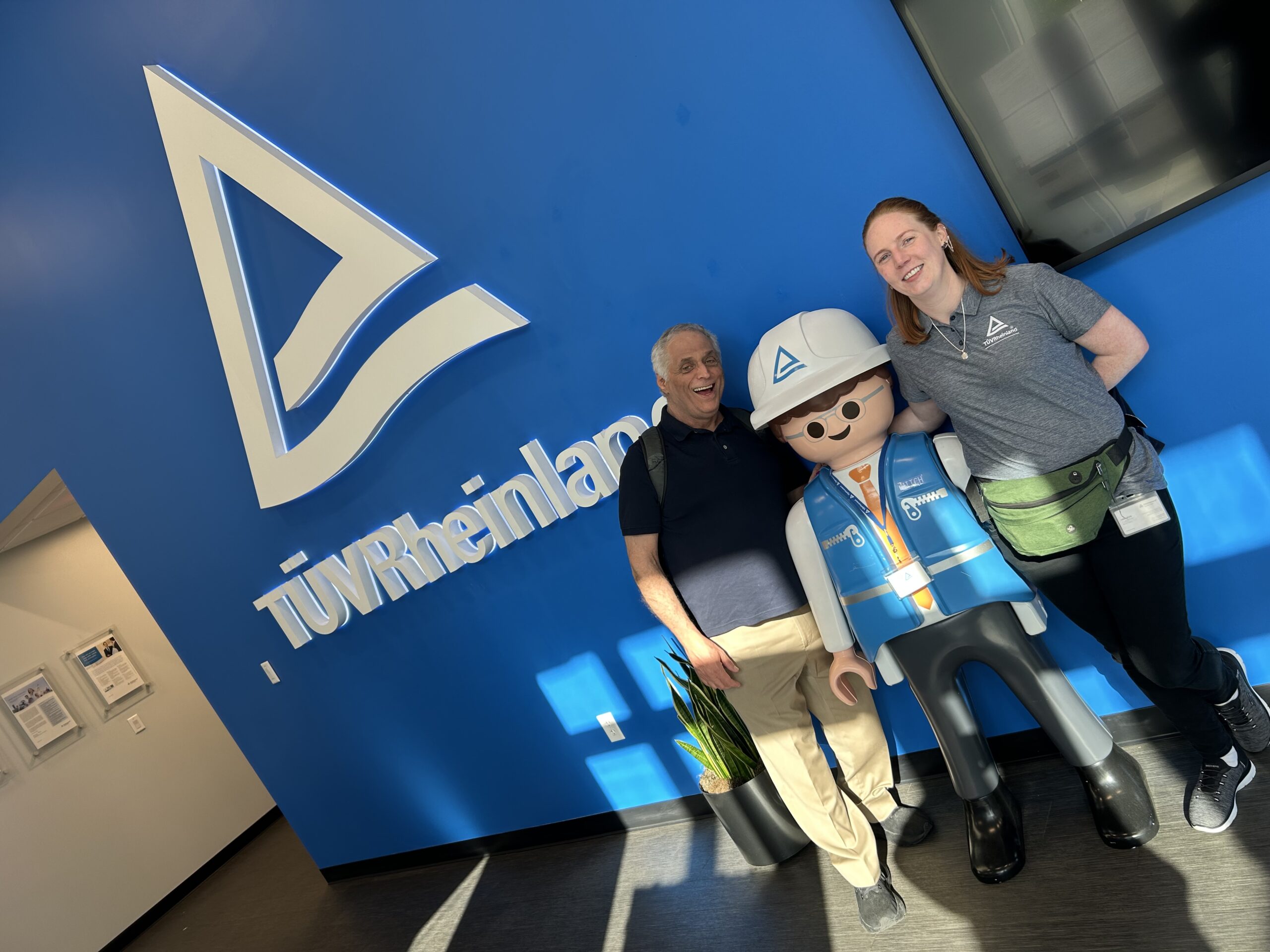 Leo Eisner and Caitlin Brady at TÜV Rheinland